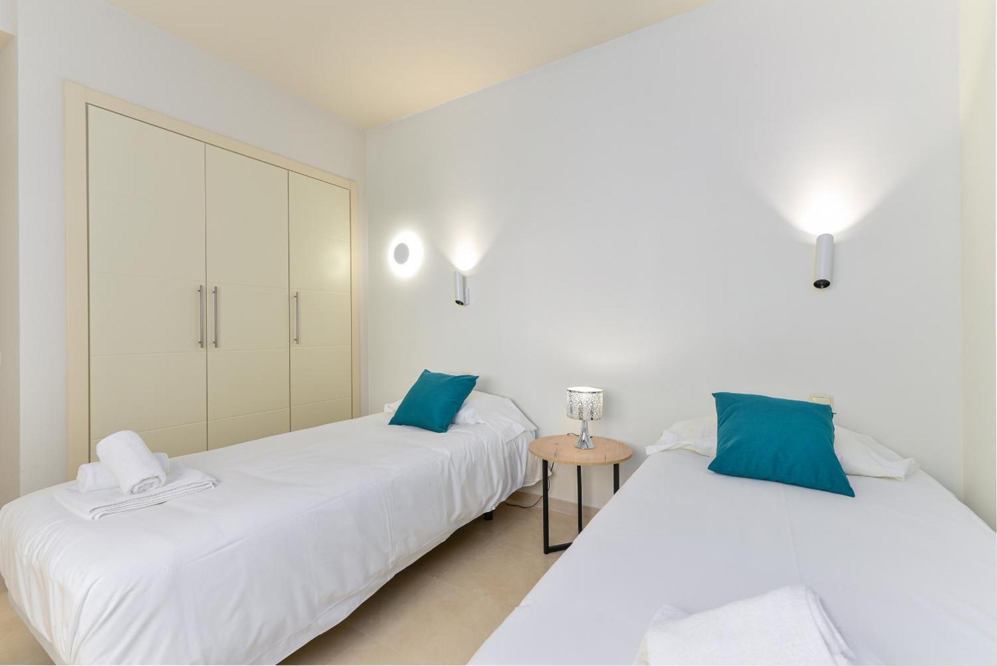 Alcazaba Lagoon 2425 Luxury Private Beach Estepona Dış mekan fotoğraf